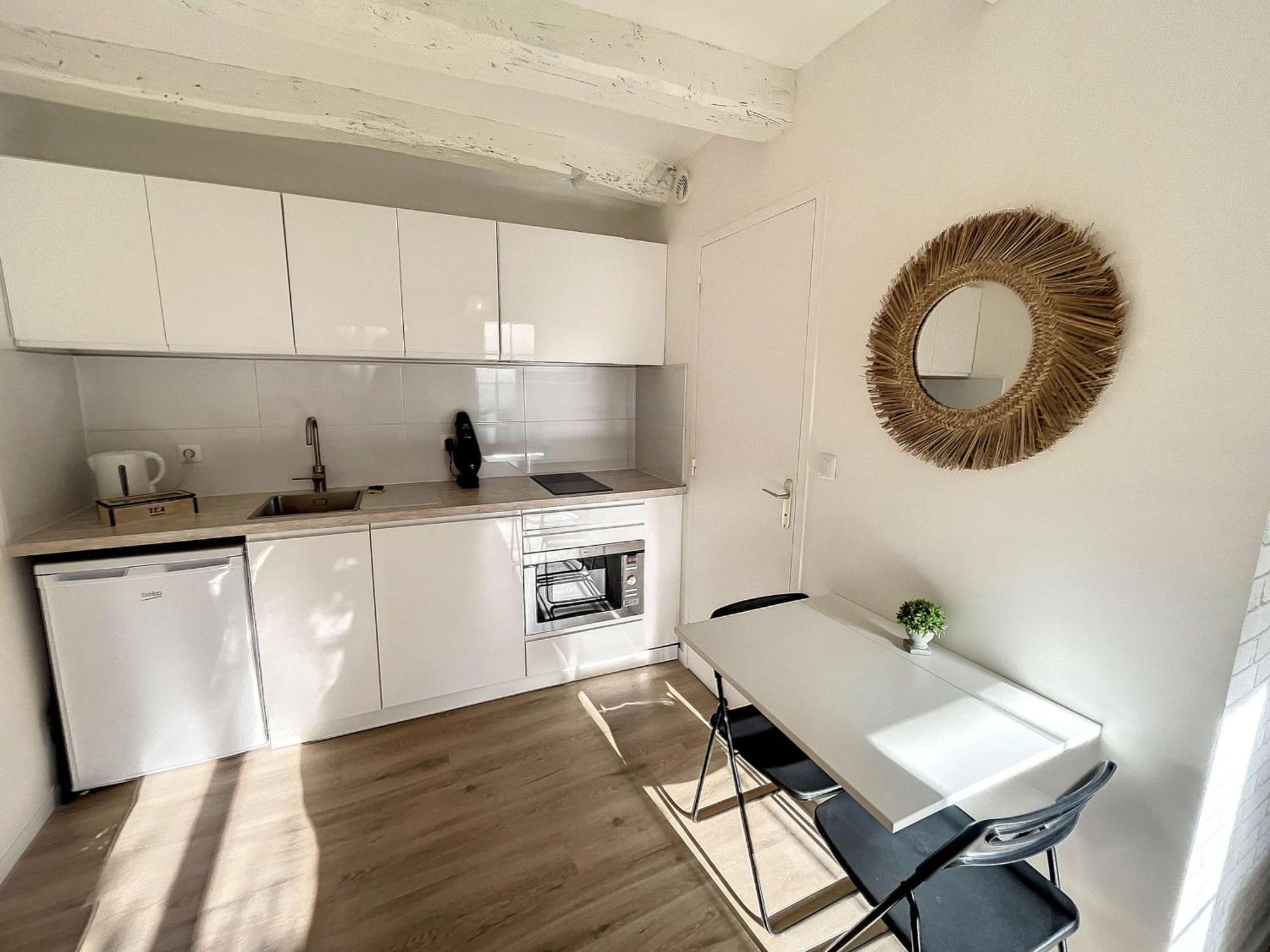 Apartment Refait A Neuf Avec Terrasse - Animaux Admis, Wi-fi Gratuit - Fr-1-361-562